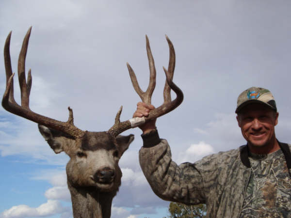 Roger Cook with a big Kaibab Mule Deer